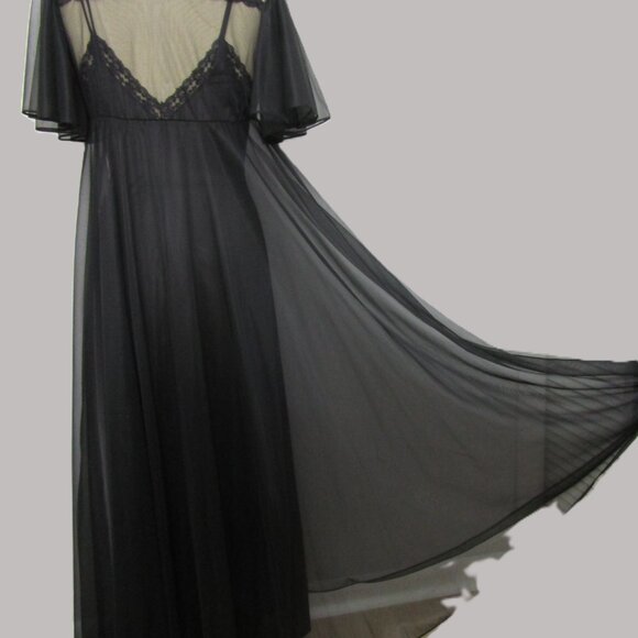 Black Peignoir Set Night Gown Robe Vintage Huge Sweep - Picture 14 of 16